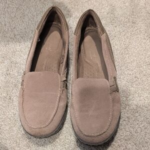 Natural Soul Women's Taupe Suede Slip-On Loafers